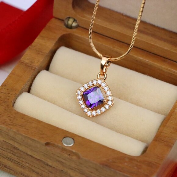 "Princess-Cut Purple Halo Pendant in Gold Plated Brass – Glam Touch, XPPT1793 - Picture 10 of 13